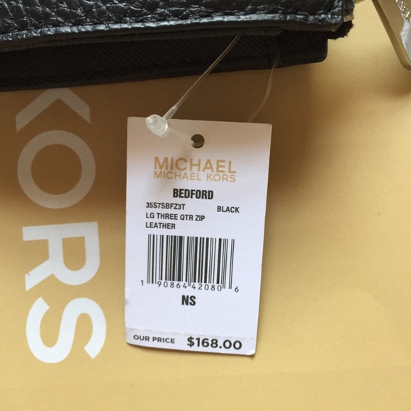 NWT MICHAEL KORS BEDFORD THREE QUARTER ZIP WALLET - Picture 5 of 7